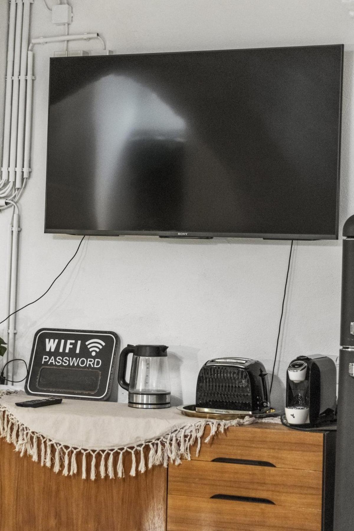 Apartment 6 Minutes To S-bahn I Souterrain Loft I Wifi